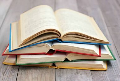 Capítulos de livros